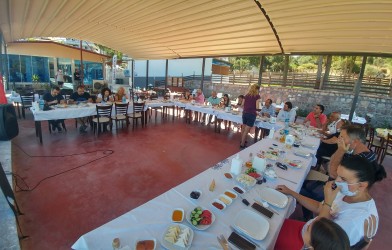 “Dikili’de Eğitim”temalı kahvaltıda buluştuk