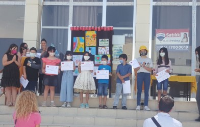 Ödüllerini aldılar
